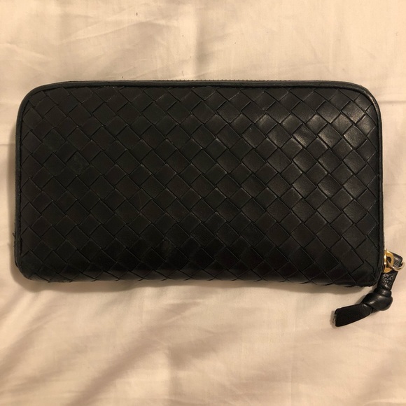 Bottega Veneta Leather Intrecciato Wallet - Picture 1 of 8